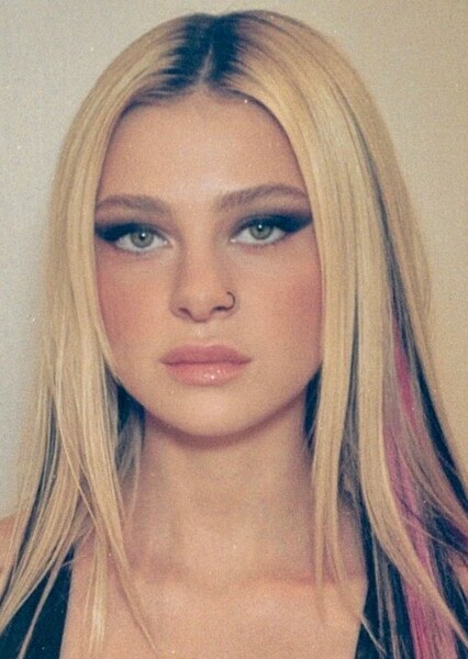 Nicola Peltz Beckham