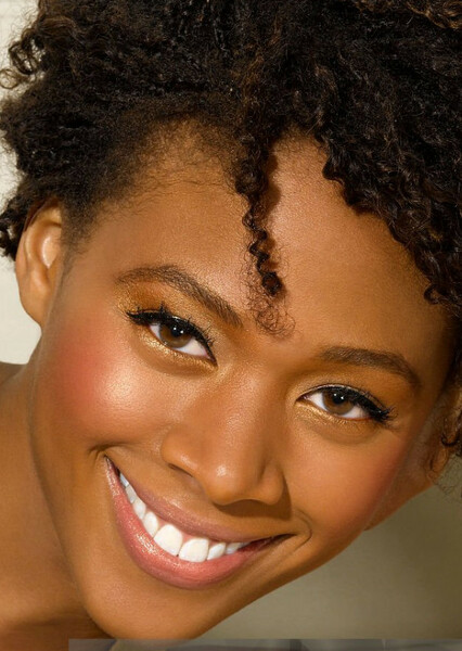Nicole Beharie photo