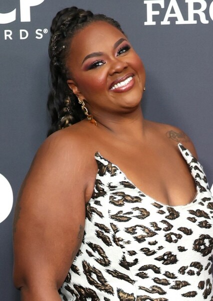 Nicole Byer photo