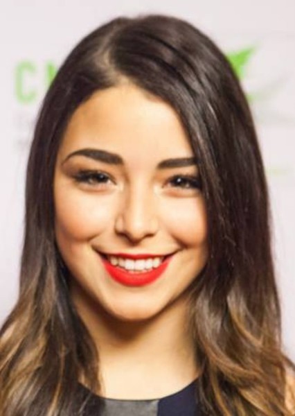 Nicole Muñoz photo