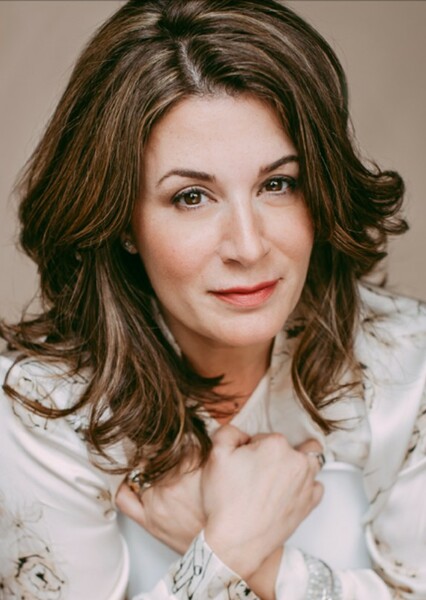 Nicole Oliver photo