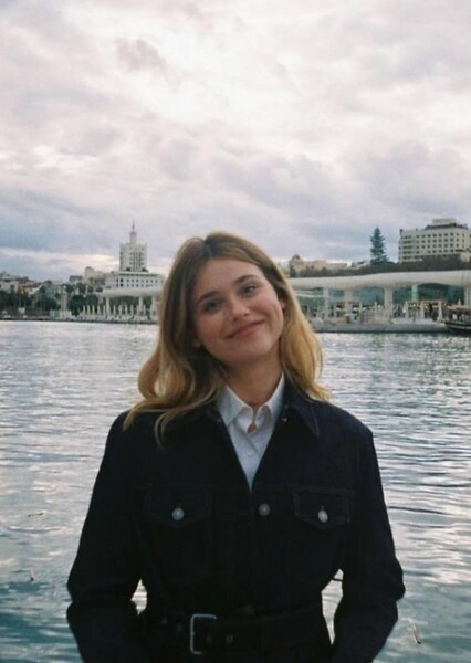 Nicole Wallace photo