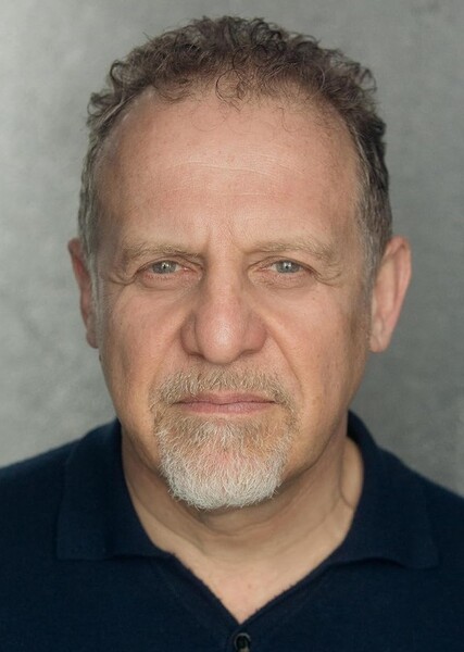 Nigel Lindsay photo