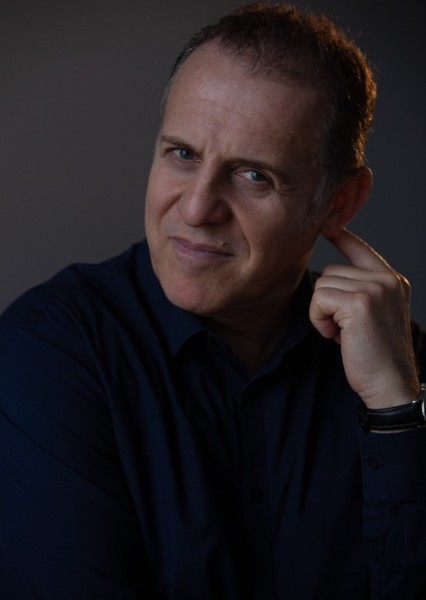 Nigel Lindsay photo