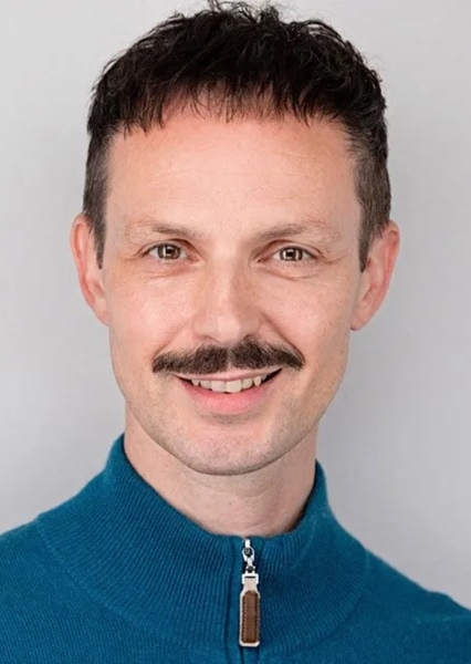 Nigel Pilkington photo