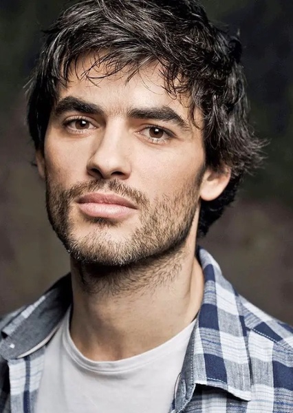 Nik Xhelilaj photo