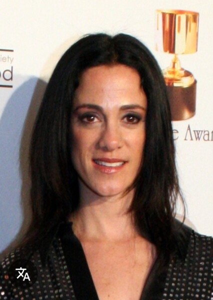 Nika Futterman as Luna in The Loud Hollywood Stars