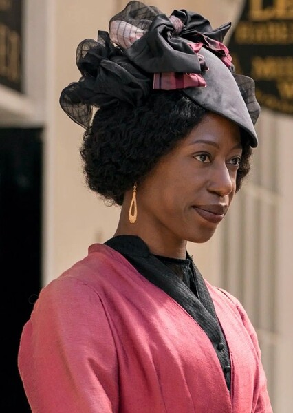 Nikki Amuka-Bird photo