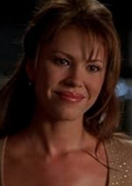 Nikki Cox