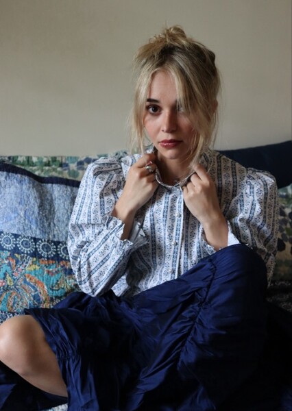 Nikki Roumel photo