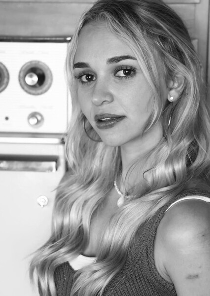 Nikki Roumel
