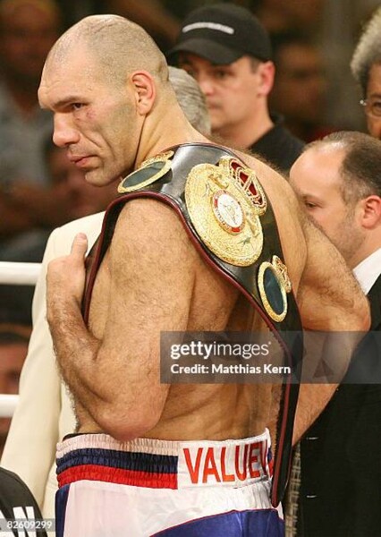 Nikolai Valuev photo