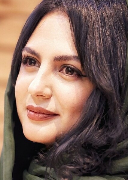 Niloufar Koukhani photo