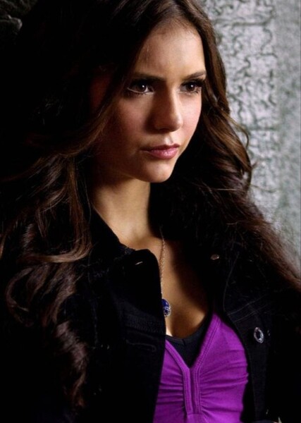 Nina Dobrev photo