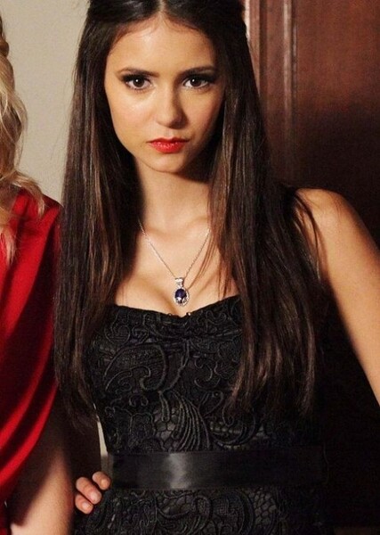 Nina Dobrev photo