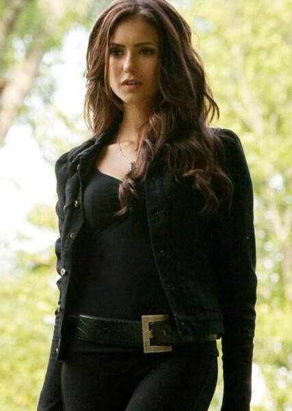 Nina Dobrev photo