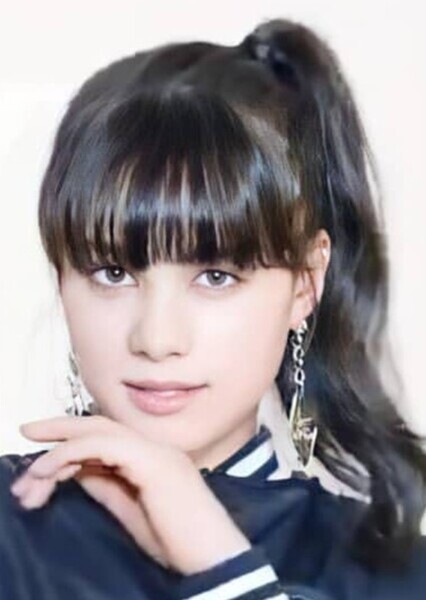 Nina Makino photo