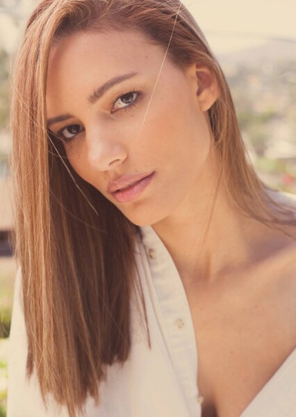 Nina Mansker photo