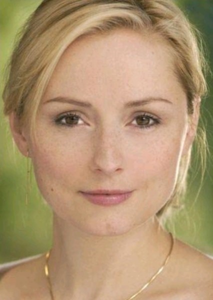 Nina Siemaszko photo