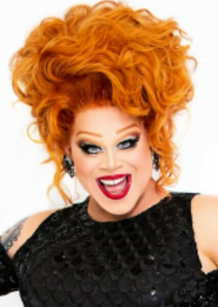 Nina West photo