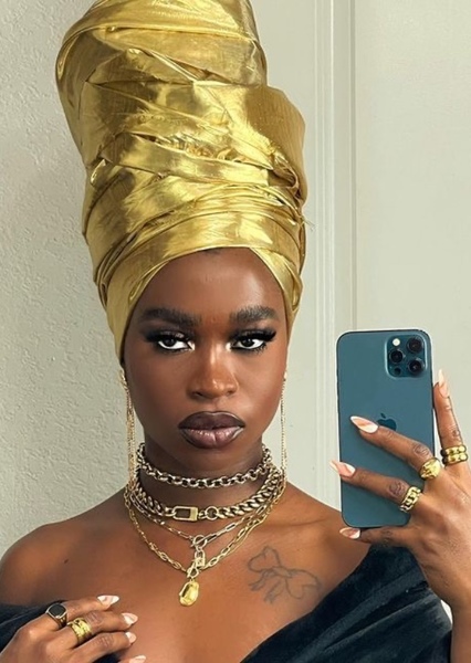 Nneka Ibeabuchi photo