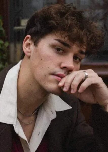 Noah Beck