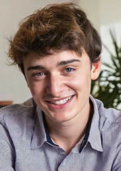 Noah Cameron Schnapp photo