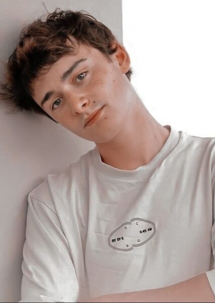Noah Cameron Schnapp photo