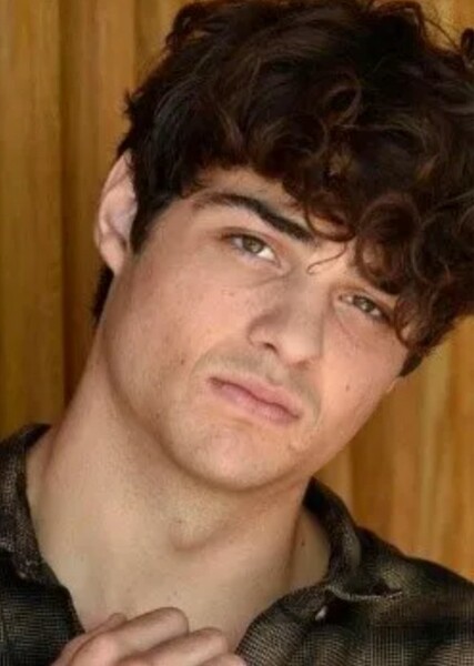 Noah Centineo photo