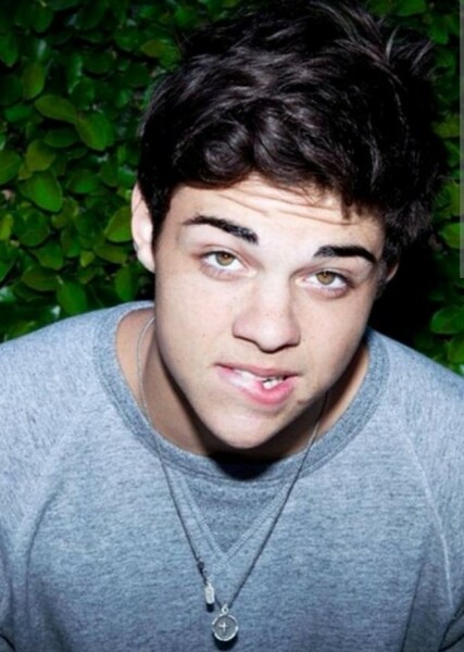 Noah Centineo photo