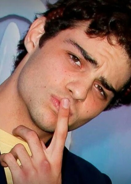Noah Centineo photo