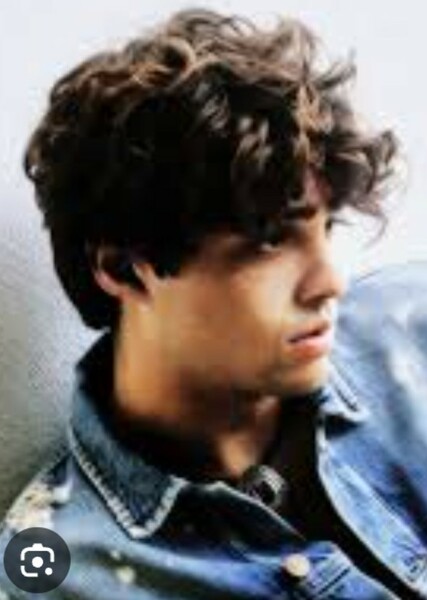 Noah Centineo photo