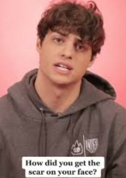 Noah Centineo photo