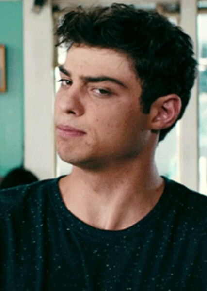 Noah Centineo photo