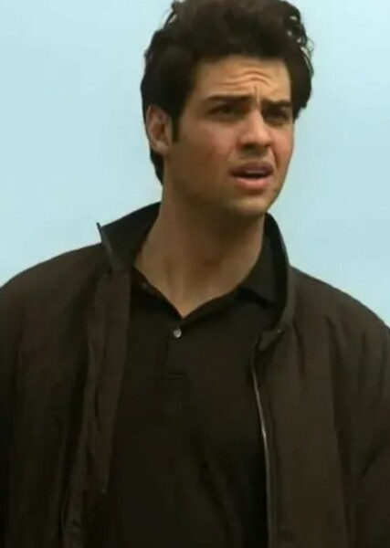 Noah Centineo photo