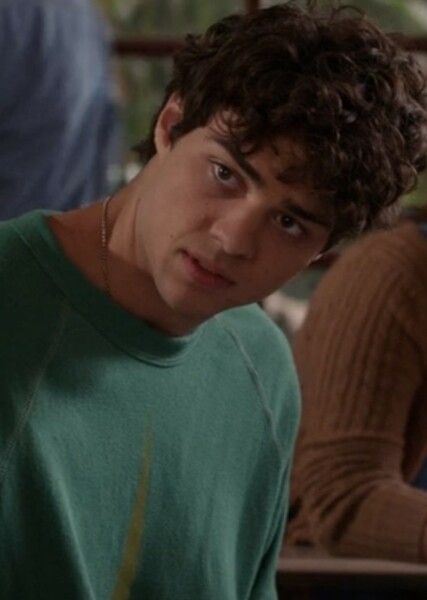 Noah Centineo photo