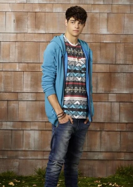 Noah Centineo photo