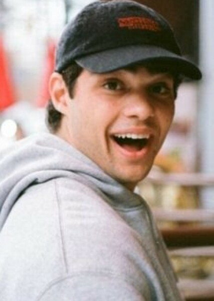 Noah Centineo photo