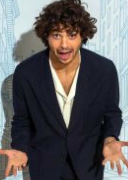 Noah Centineo photo