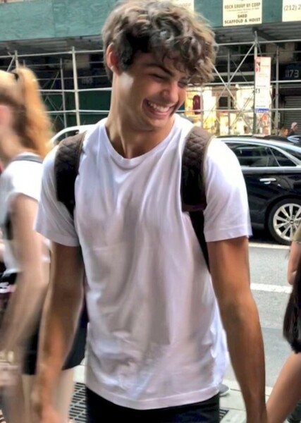 Noah Centineo photo