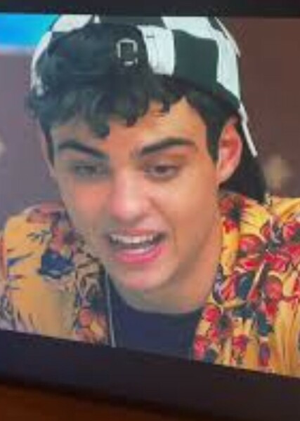 Noah Centineo photo