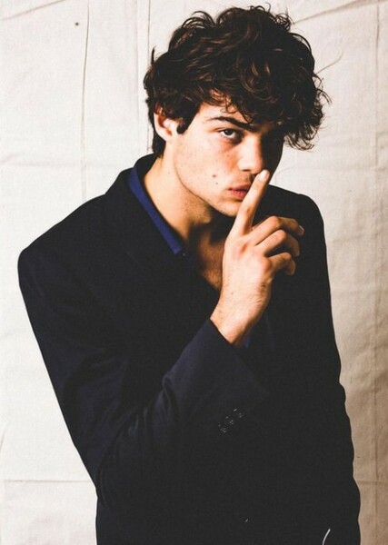 Noah Centineo photo
