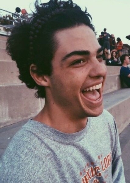 Noah Centineo photo
