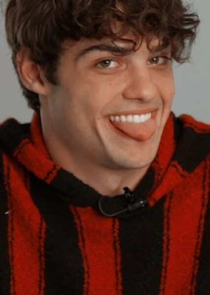 Noah Centineo photo