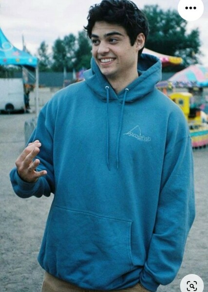 Noah Centineo photo