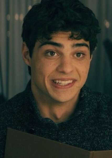 Noah Centineo photo