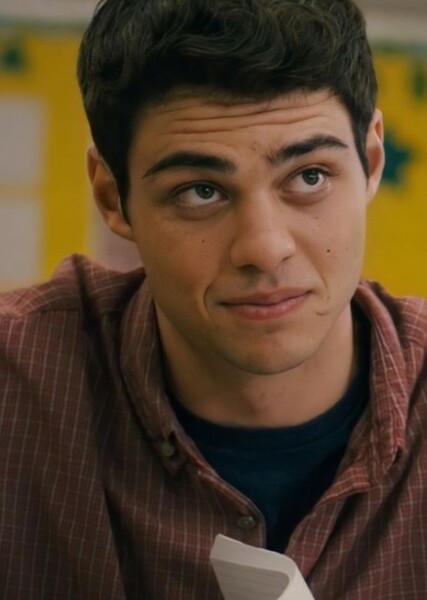 Noah Centineo photo