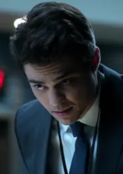 Noah Centineo photo