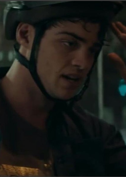 Noah Centineo photo