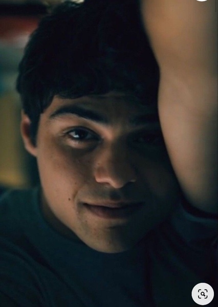 Noah Centineo photo